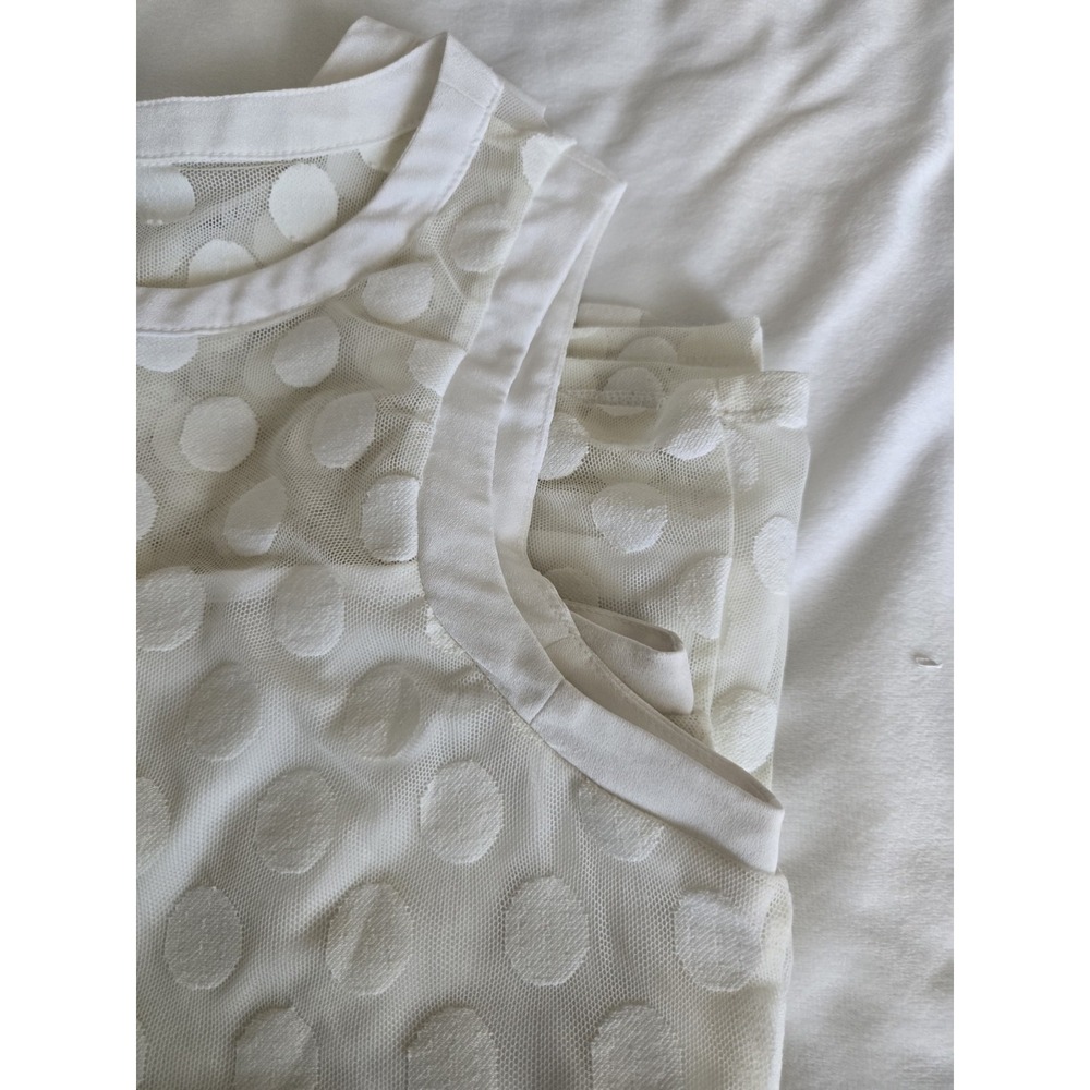 The Limited Sleeveless  White Dots Lace Blouse size Medium White. 11B0364 - Picture 11 of 12